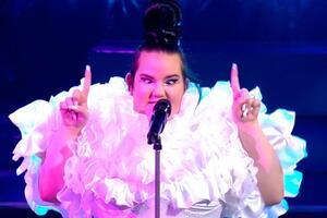 Барзилай спела две песни в эфире украинского шоу