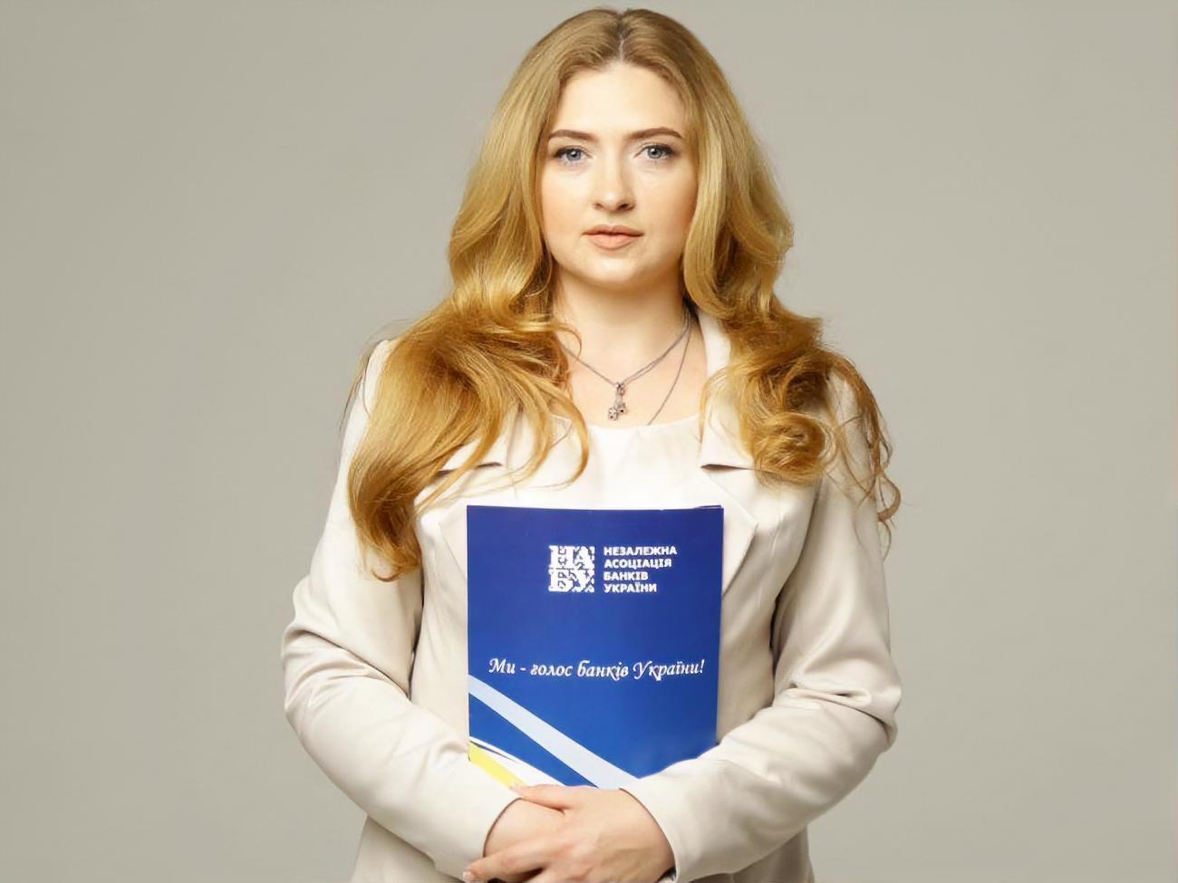 Коробкова: Після моєї принципової позиції стосовно "ПриватБанку" у гру включились старі олігархічні клани