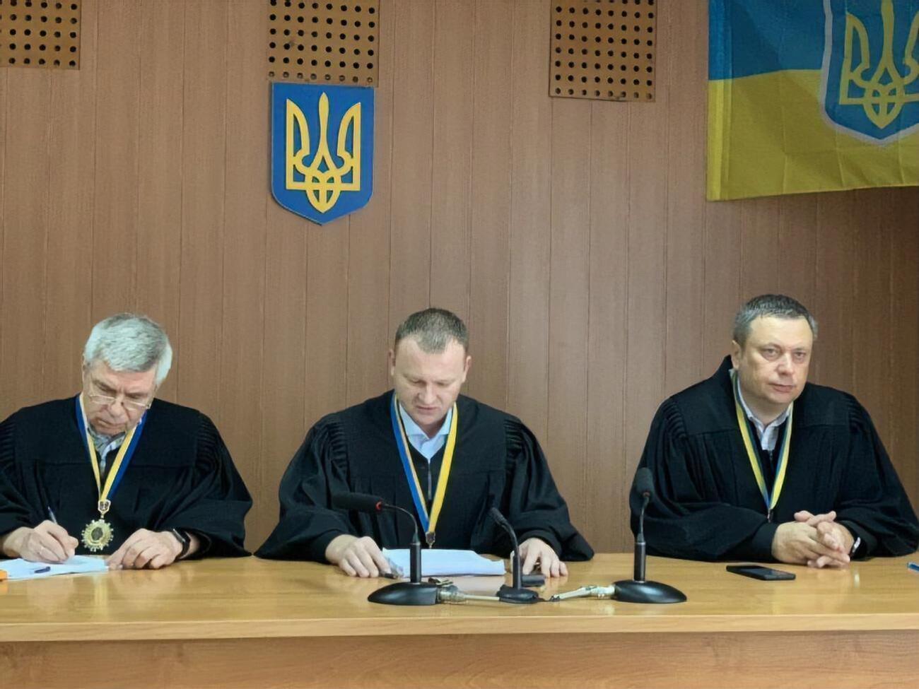 Судьи успели зачитать 284 из 400 страниц приговора