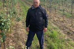 Многие фермеры уже научились выращивать эту ягоду, но вот продавать так и не научились, отметил владелец компании "Грона Агро" Михаил Купранец