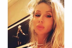 Loboda: С Днем семьи, любви и верности