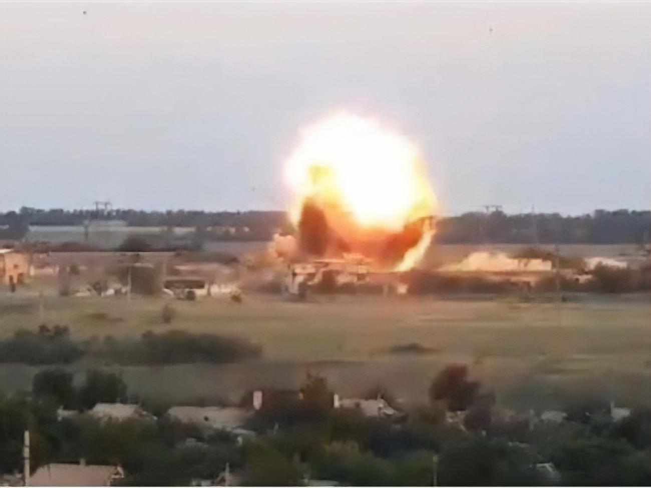 После взрыва за кадром был слышен смех