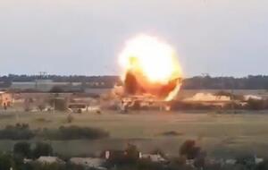 После взрыва за кадром был слышен смех