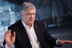 Порошенко: Ми не захистилися від фейкових новин