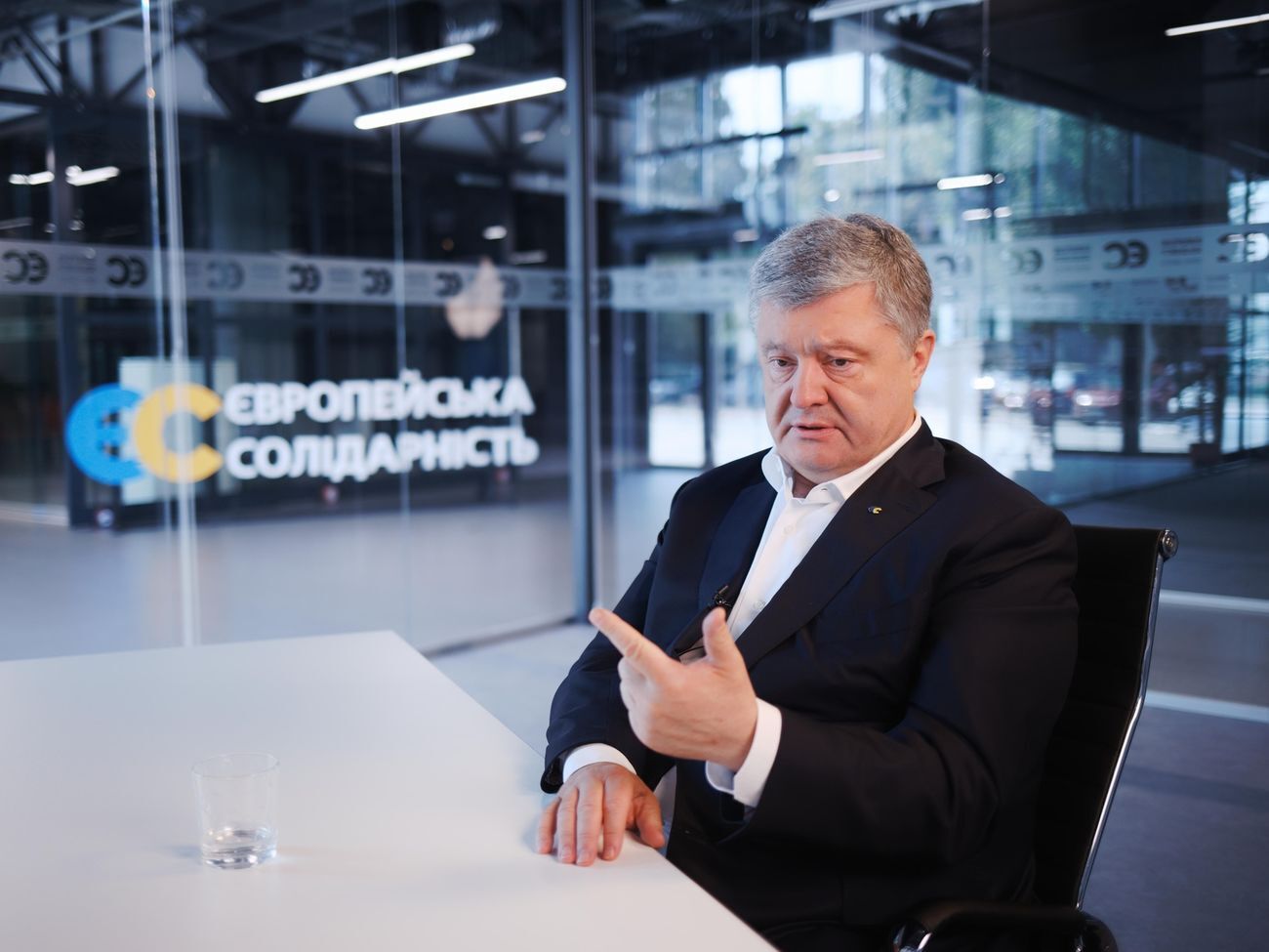 Порошенко: Благодійні програми не закінчуються