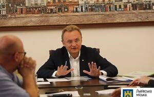 Садовий: Є і такі бездомні, які не користуються послугами центру, і де вони ночують – невідомо