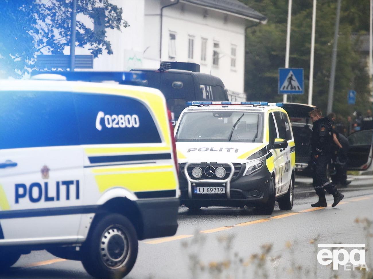 При нападении на мечеть пострадал один человек