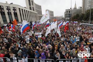 Сенцов знает о митингах российской оппозиции, которые проходят в Москве