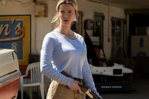 Прем'єру "Полювання" спочатку планували на вересень