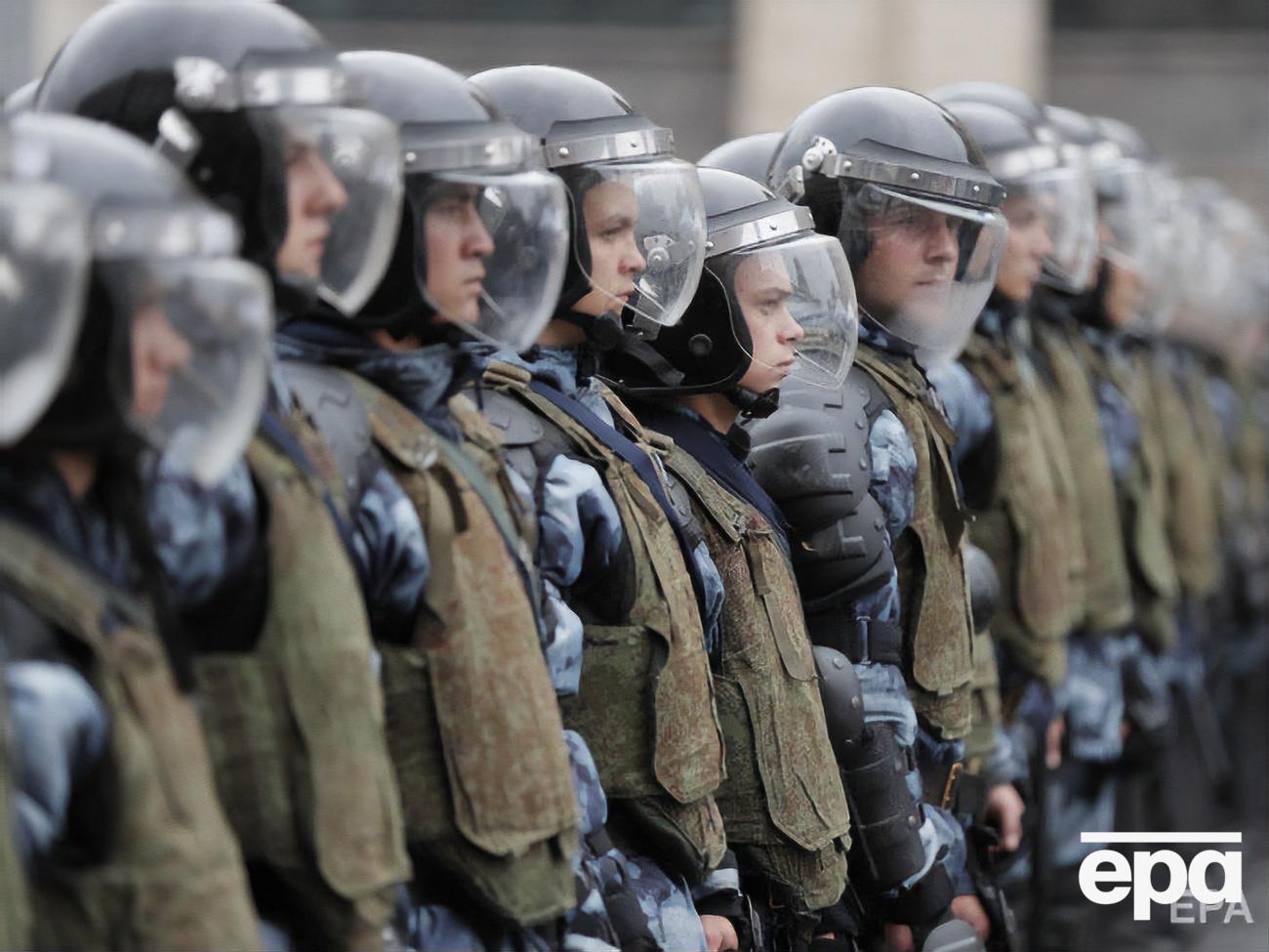 Російські силовики затримали майже 250 осіб після санкціонованої владою акції опозиції