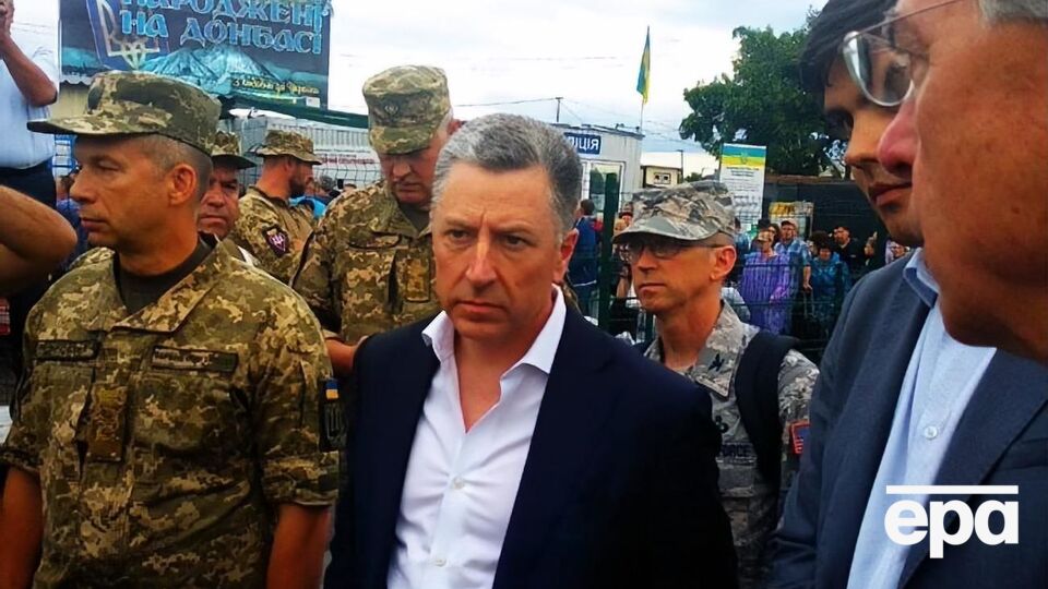 Волкер представляет США на этих консультациях