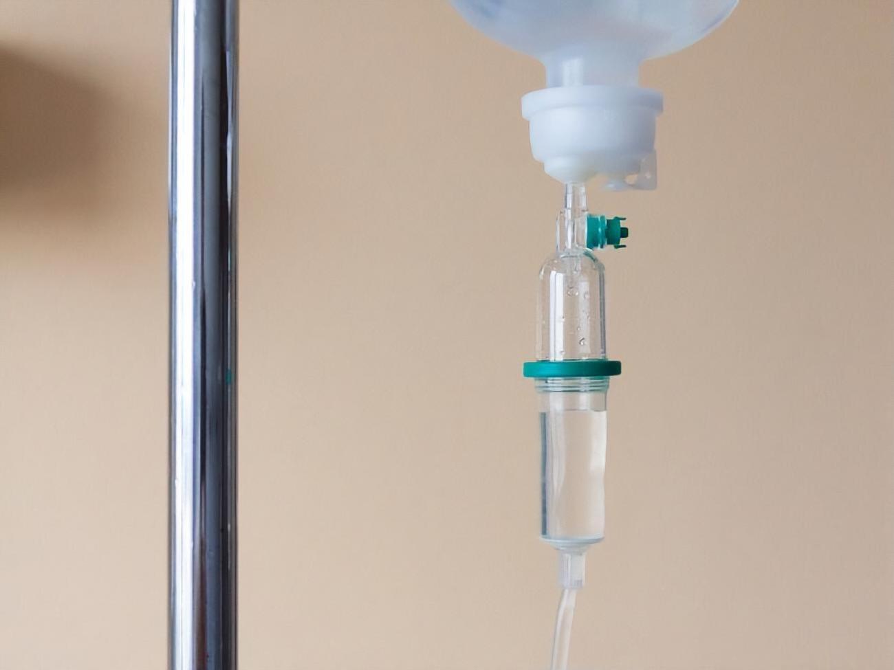 У лікарню з отруєнням доправили, зокрема, трьох дітей