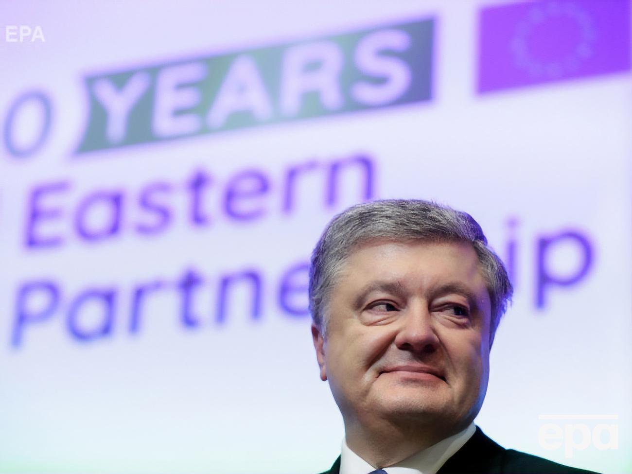 Порошенка допитали як свідка у справі про ймовірне ухилення від сплати податків під час купівлі-продажу телеканала "Прямий"