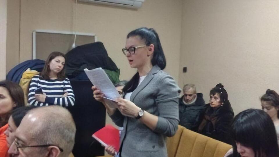 Матвеева (в центре) до конца этой недели намерена обратиться в полицию