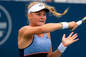 Ястремська вийшла у друге коло турніру