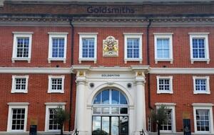 Голдсмитс призывает другие вузы последовать своему примеру