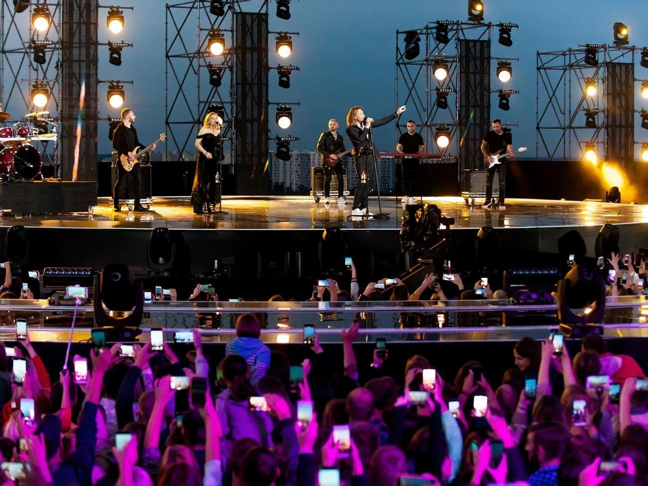 Съемки проходили на вертолетной площадке в центре Киева