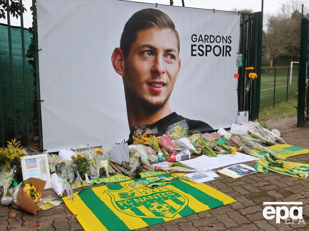 Самолет с Салой упал в Ла-Манш 21 января