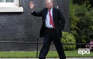 Болтон: Россия все еще тратит достаточно на оборону