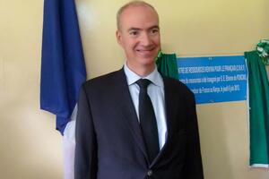 Де Понсен сообщил, что скоро прибудет в Киев