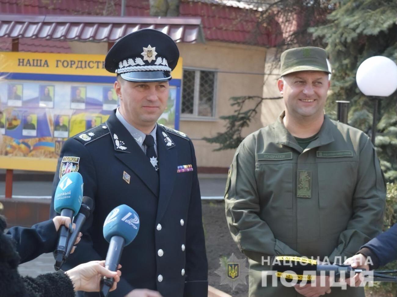 Головін (ліворуч) залишиться під домашнім арештом