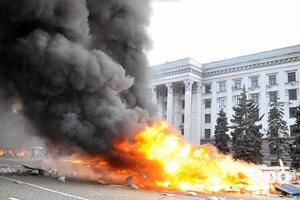 В результате столкновений в Одессе 2 мая 2014 года погибло 48 человек