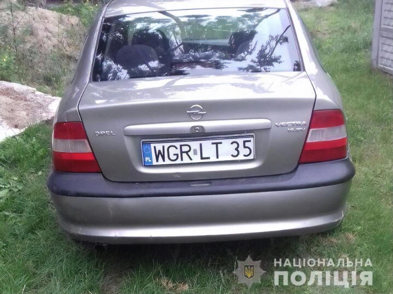 Правоохоронці знайшли авто, на якому нападники втекли після нападу на Купрія