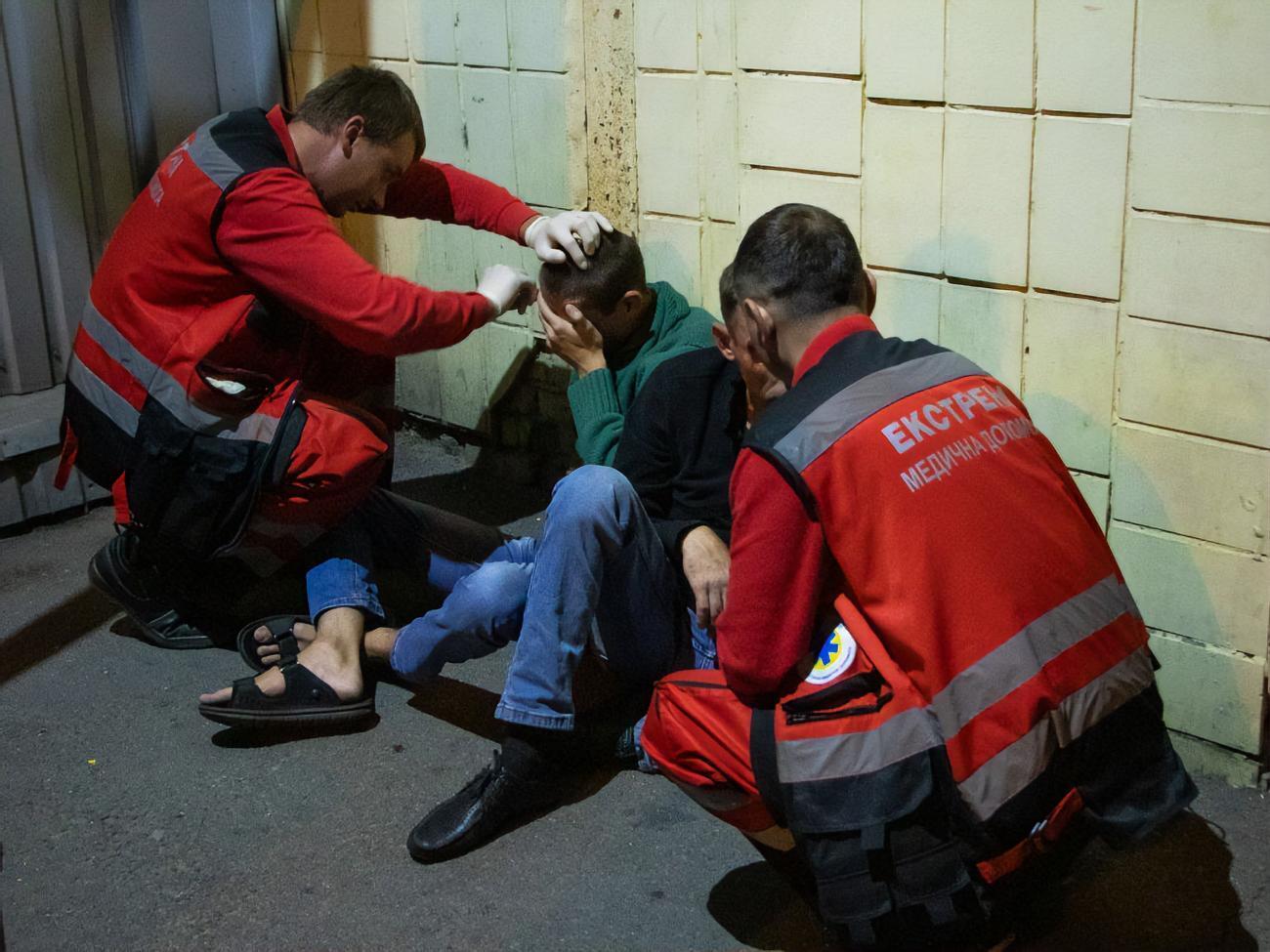 Сами нарушители получили небольшие повреждения