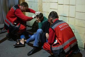 Сами нарушители получили небольшие повреждения