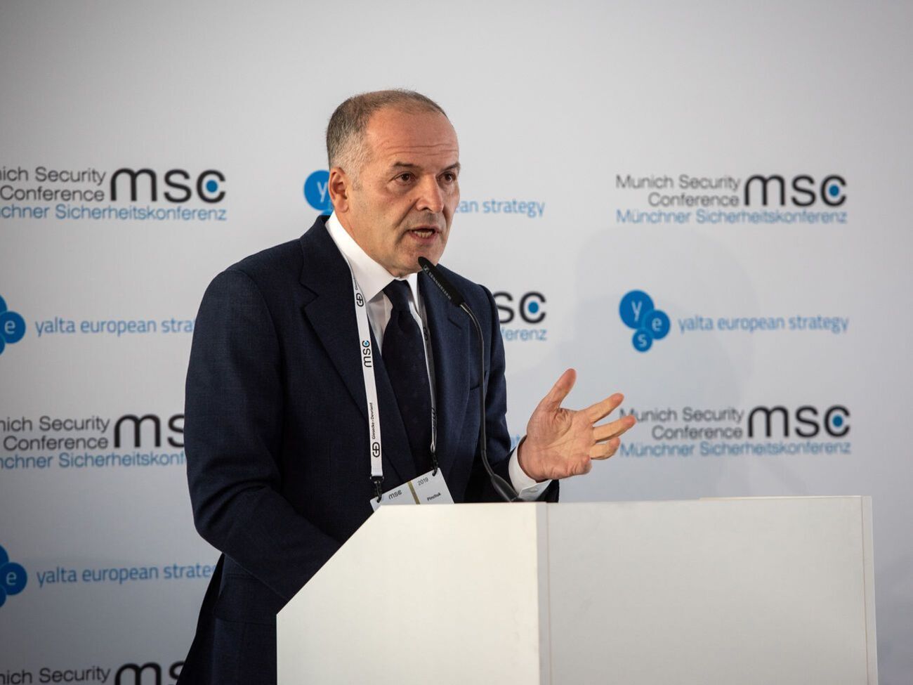 Пинчук не хотел огласки своего участия в финансировании отчета Skadden, заявил свидетель по делу Крейга