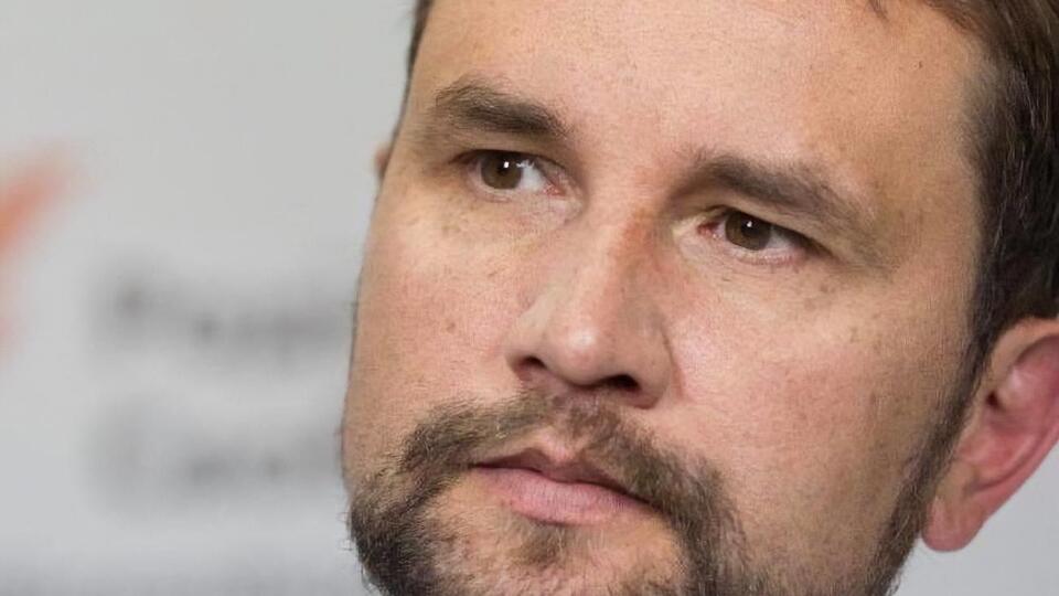 В'ятрович: Дуже велика кількість людей як дивилася на своє життя через телевізор, так і продовжує це робити