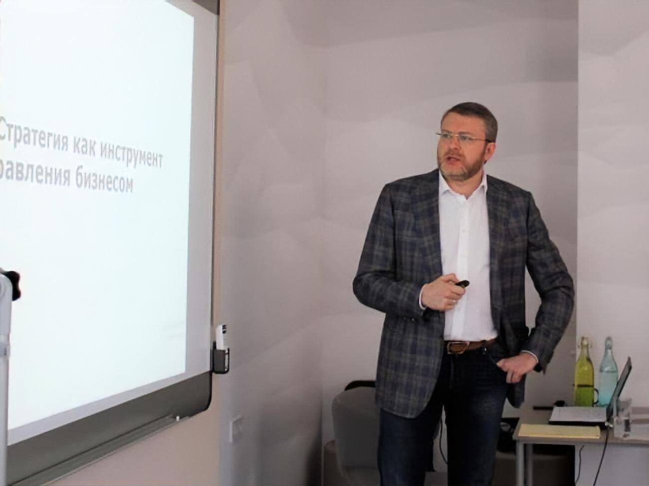 Тимофєєв просить дочекатися президентського указу