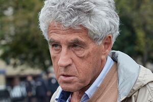 Несмотря на лицемерие и мракобесие, в РФ выросло новое поколение, которое не хочет лжи и солдатского строя. Как и 28 лет назад, они победят