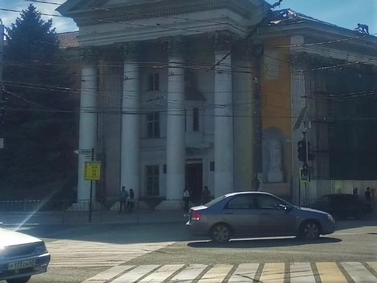 Будівлю у Сімферополі, де розташовувався храм ПЦУ, "суд" віддав у розпорядження "влади" півострова