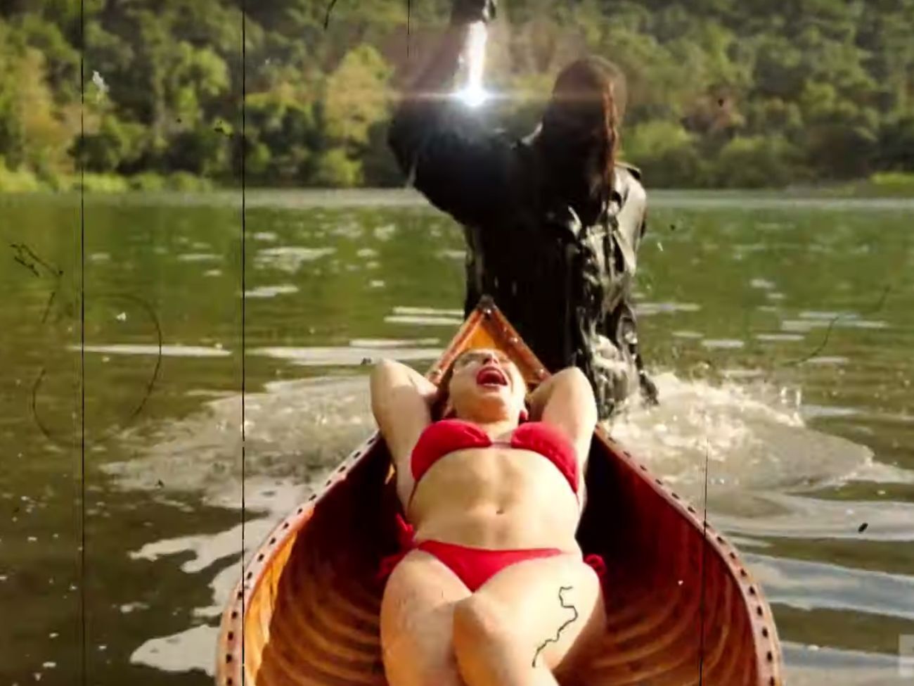 Тизер представлен роликом с эффектом состаренного пленочного кадра