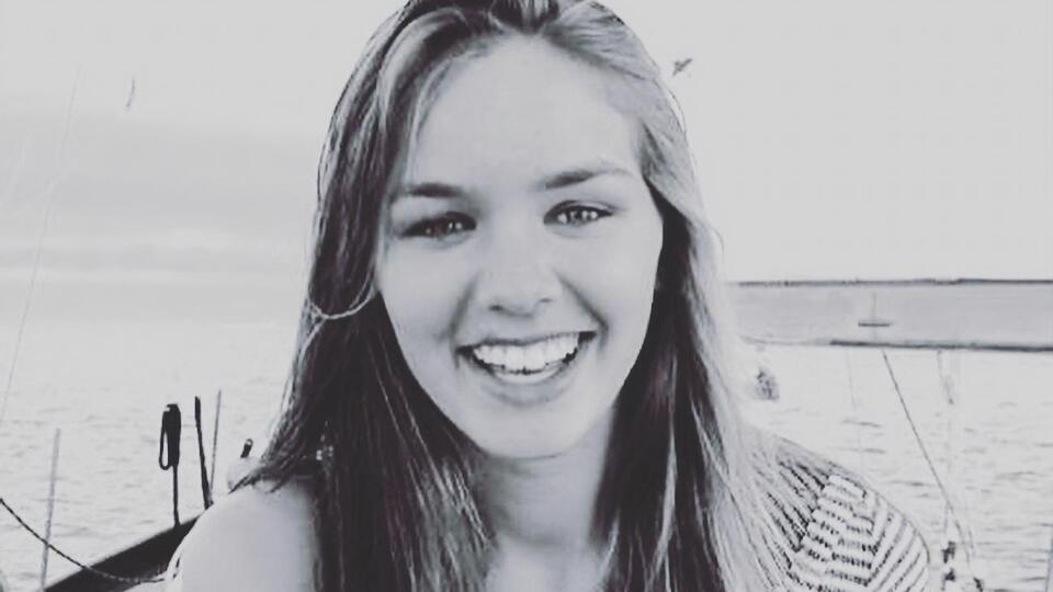 Сірші Кеннеді було 22 роки