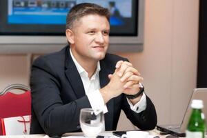 Дмитрий Шимкив: Индусы, кстати славятся тем, что любят устраивать шоу вокруг проверок