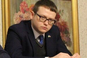 Потенциал санкционного давления США на РФ использован далеко не на полную мощность. Но Конгресс ничего не может сделать исполнительной власти за это