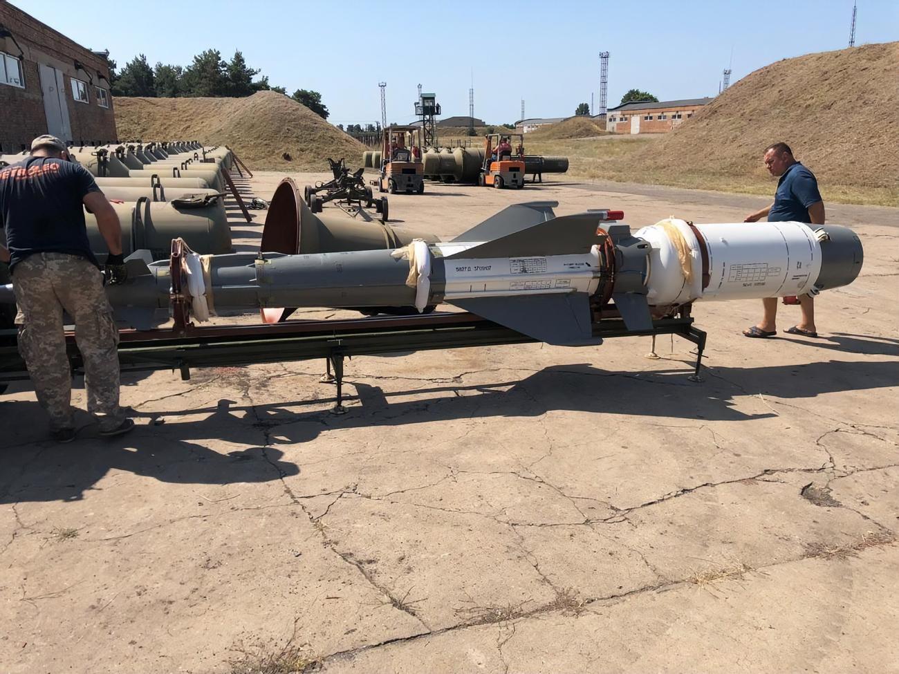 За даними слідства, ракети намагалися переправити до Еритреї