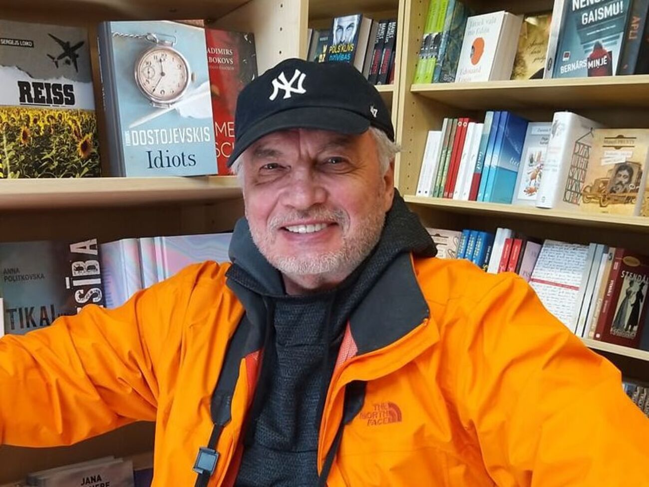 Победа Зюганова на выборах в 1996-м была гораздо полезнее и спасительнее для России, чем воровская победа Ельцина. Коммунистический режим рухнул бы окончательно