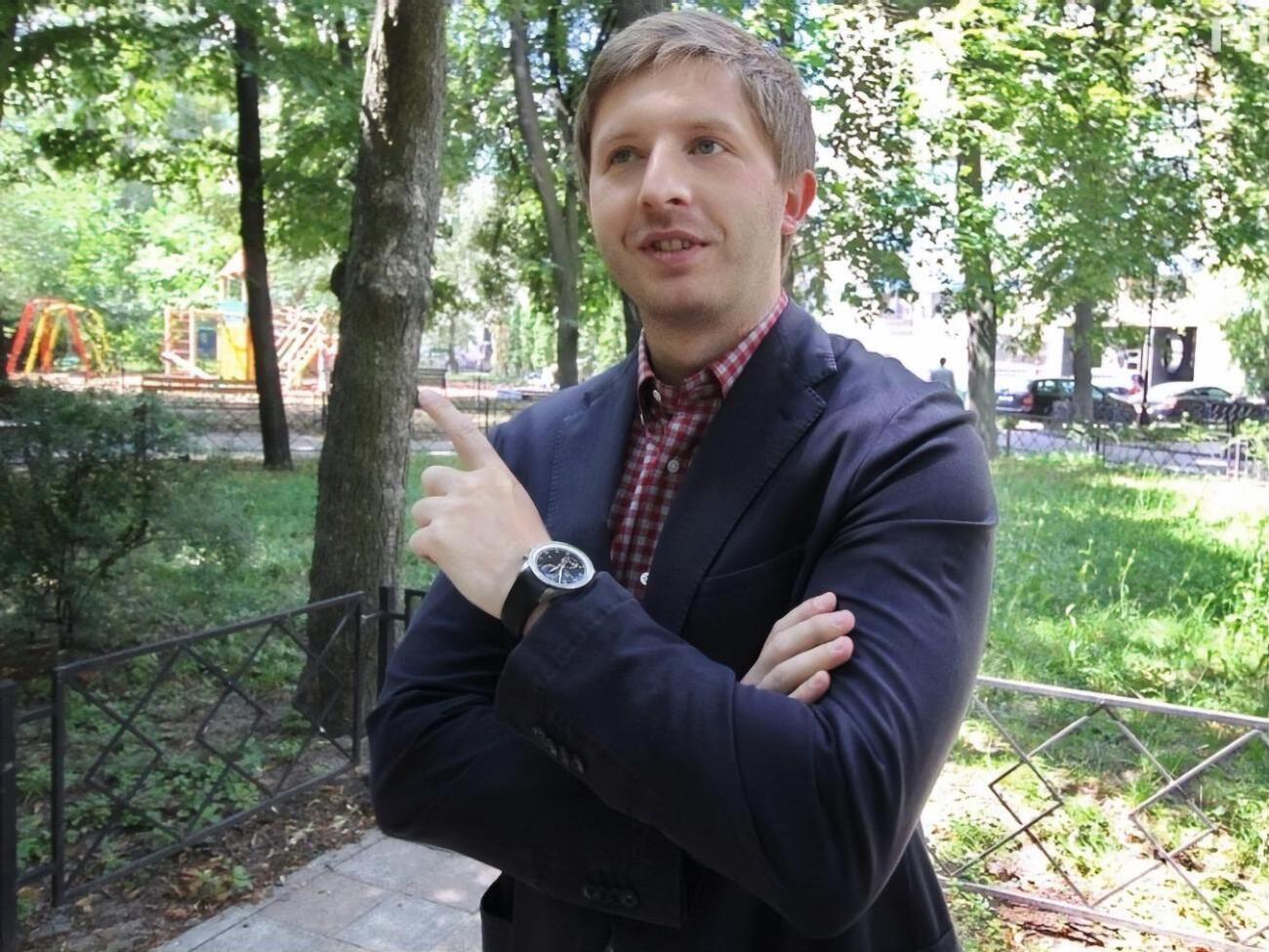 Дмитрий Вовк:&nbsp;Вот и причина, почему тема "Роттердам плюс" стала такой известной. С 2016-го по 2018 год ее активно раскручивали определенные телеканалы