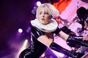 Maruv: Королівський настрій і діамантові сльози