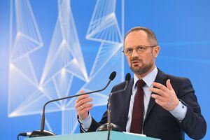 Безсмертный: У Украины есть полгода существования санкций, чтобы ситуацию еще как-то выровнять