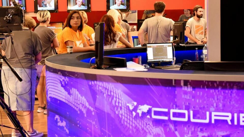 Журналисты информационной службы "Рустави 2" устроили бойкот