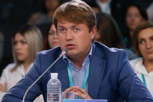 Герус заявил, что тариф на электроэнергию для предприятий снизится на 10–11%