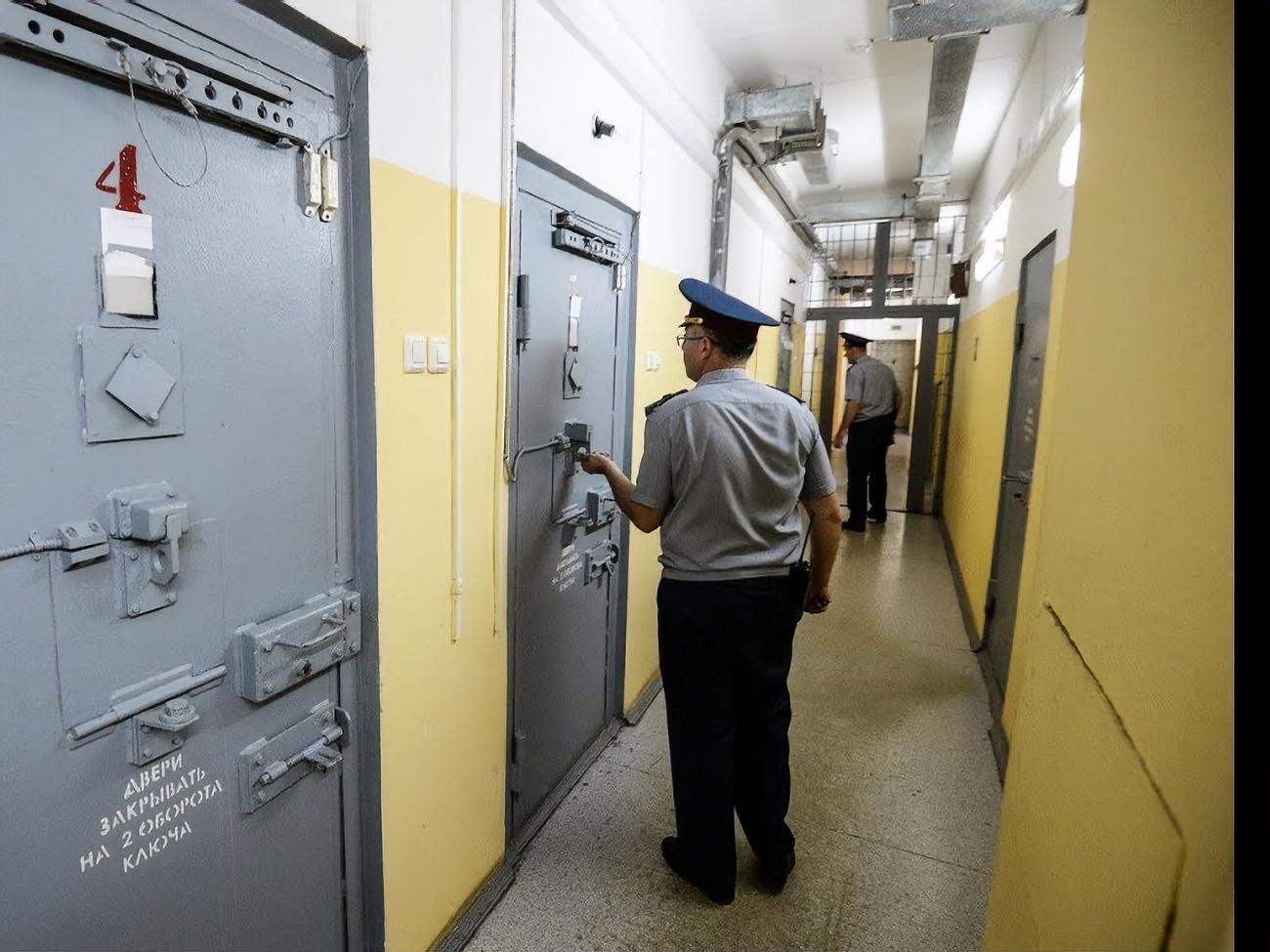 Правозащитника в "Лефортово" не пустили к украинцам