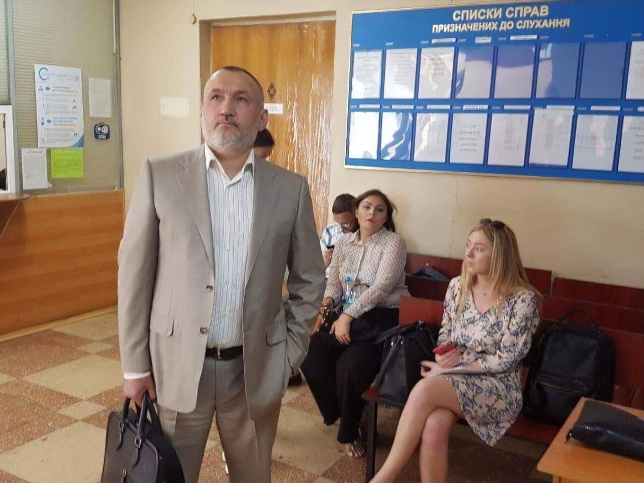 Кузьмін приїхав на суд у Черкаси