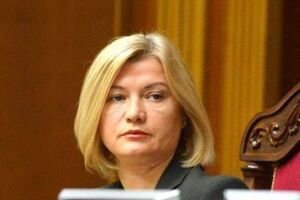 Важливо битися у світі за непорушність принципу "нічого про Україну без України". За це повинні битися і влада, і опозиція