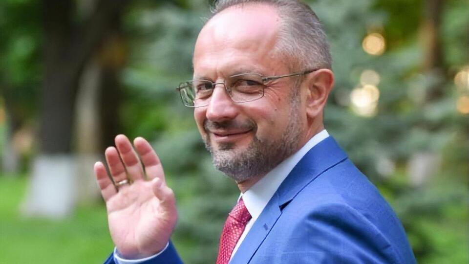 Безсмертный: В начале лета на совещании на одном из угольных объединений на оккупированной территории один из фигурантов призвал: "Давайте увеличивать добычу угля. Мы нашли в Киеве "калитку…"