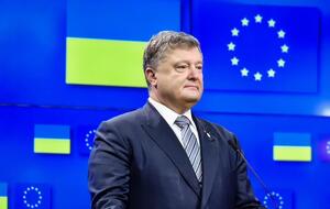 ДБР викликає Порошенка на допит утретє
